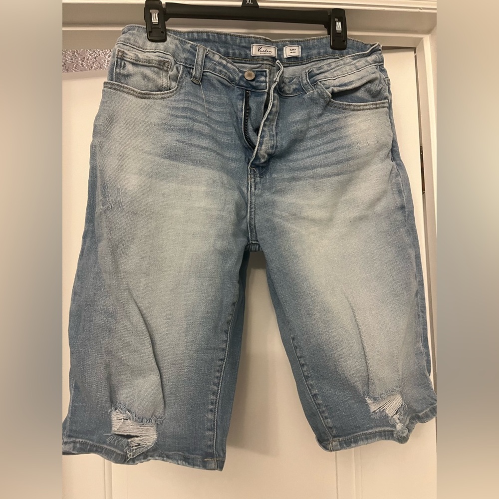Kancan curvy Bermuda shorts